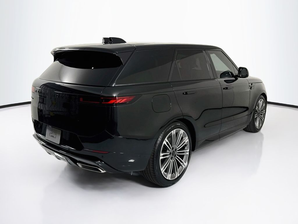 Thumbnail: 2026 Land Rover Range Rover Sport - 5