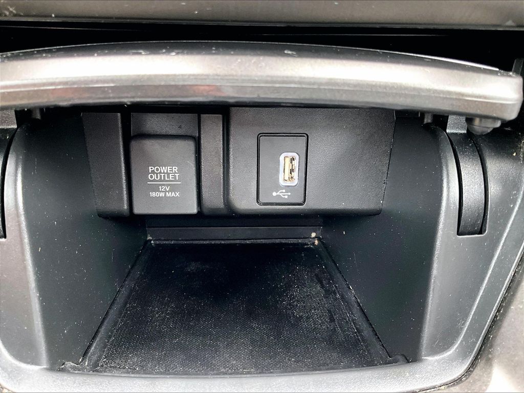 2020 Honda Accord — photo 25