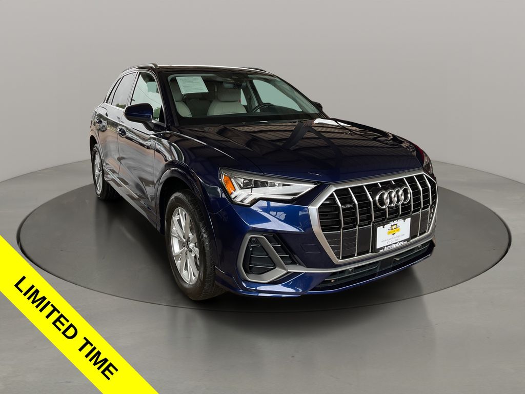 Navarra Blue Metallic 2023 Audi Q3 SUV / Crossover All-Wheel Drive 8-Speed Automatic