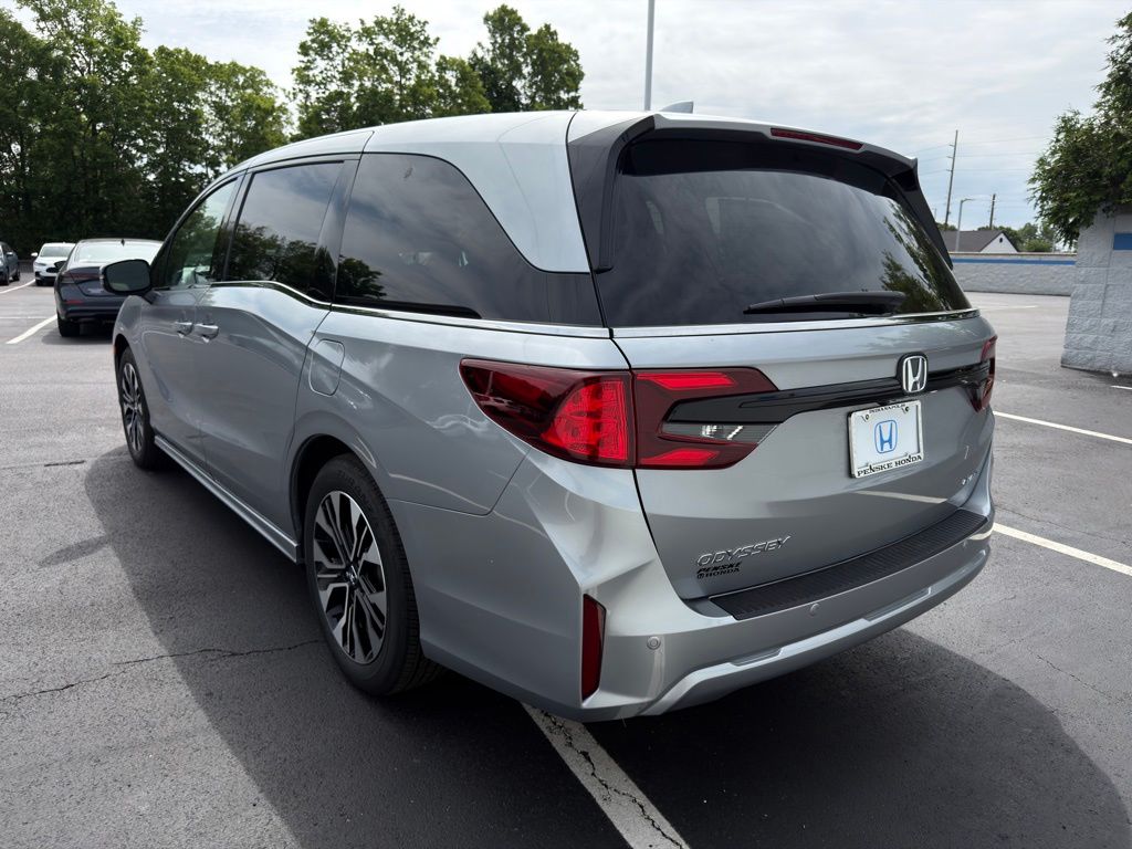 Thumbnail: 2026 Honda Odyssey - 3