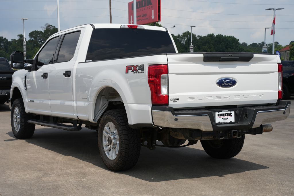 2019 Ford F-250SD XLT - 3