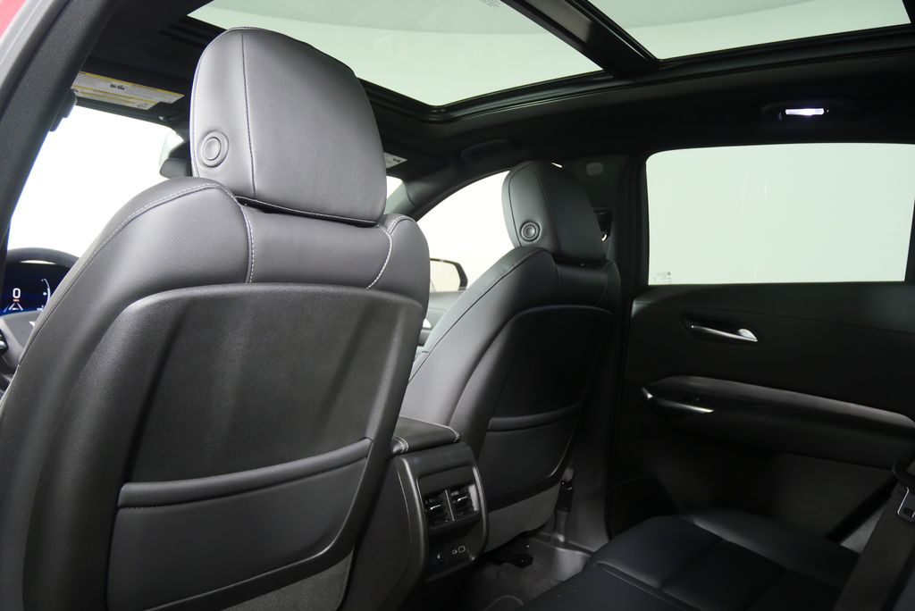 Thumbnail: 2024 Cadillac XT4 - 19