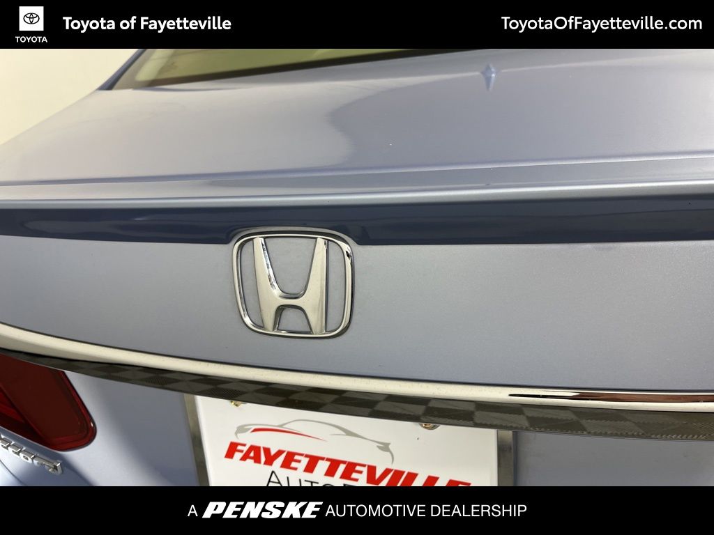 Thumbnail: 2017 Honda Accord - 17