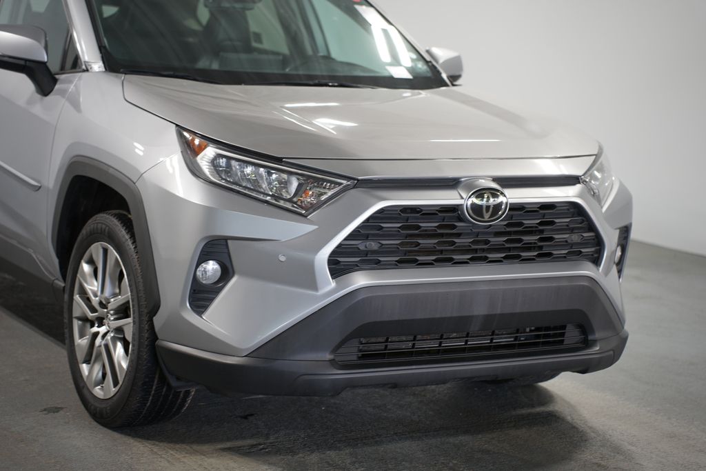 2019 Toyota RAV4 XLE Premium 4