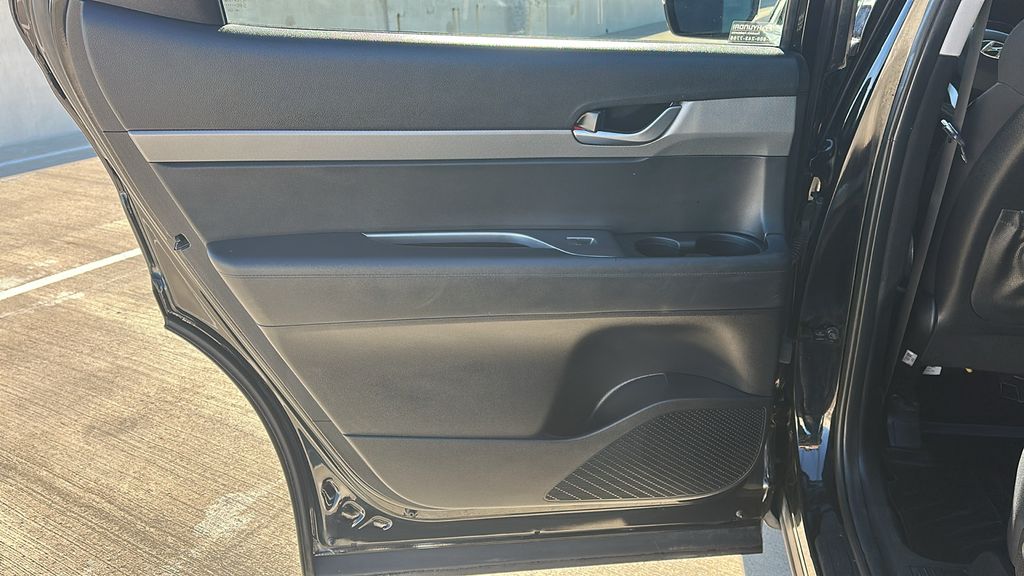 2022 Hyundai Palisade SEL Black at North Houston Mitsubishi