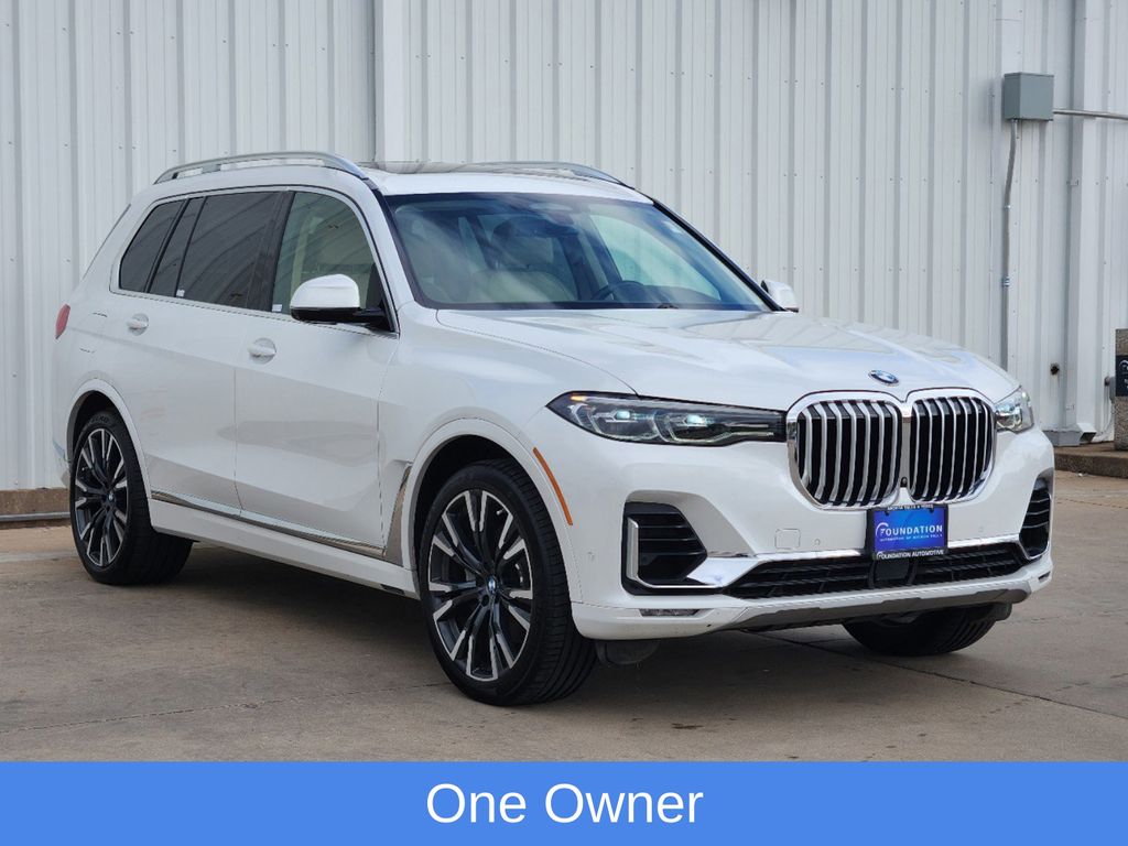 2019 BMW X7 xDrive50i 3