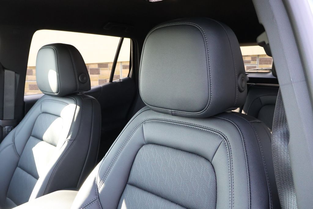 Thumbnail: 2026 Chevrolet Equinox - 15