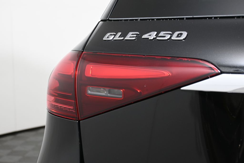 Thumbnail: 2026 Mercedes-Benz GLE - 12