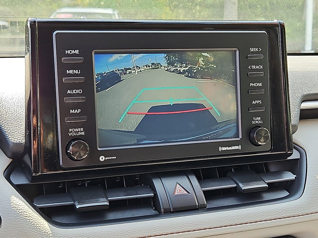 Thumbnail: 2021 Toyota RAV4 - 18