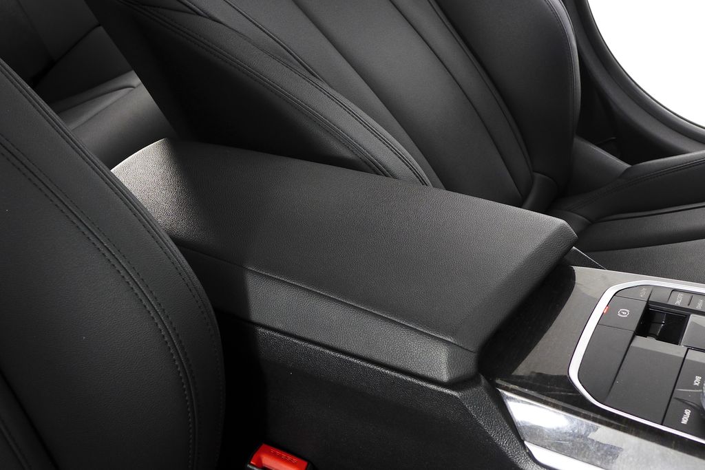 Thumbnail: 2021 BMW 3 Series - 16