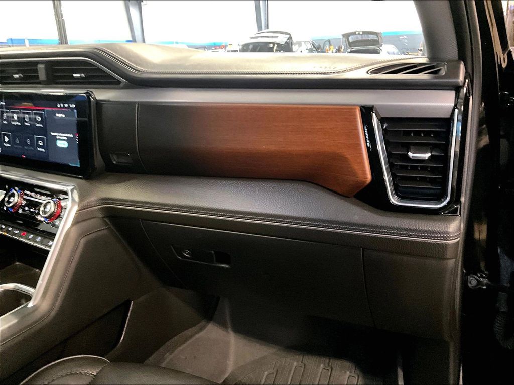 2024 GMC Sierra 1500 — photo 13
