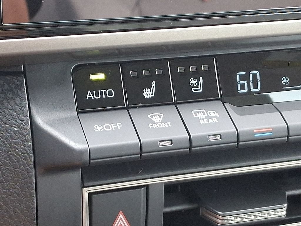 Thumbnail: 2025 Toyota Camry - 26