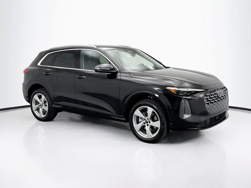 Thumbnail: 2025 Audi Q5 - 3
