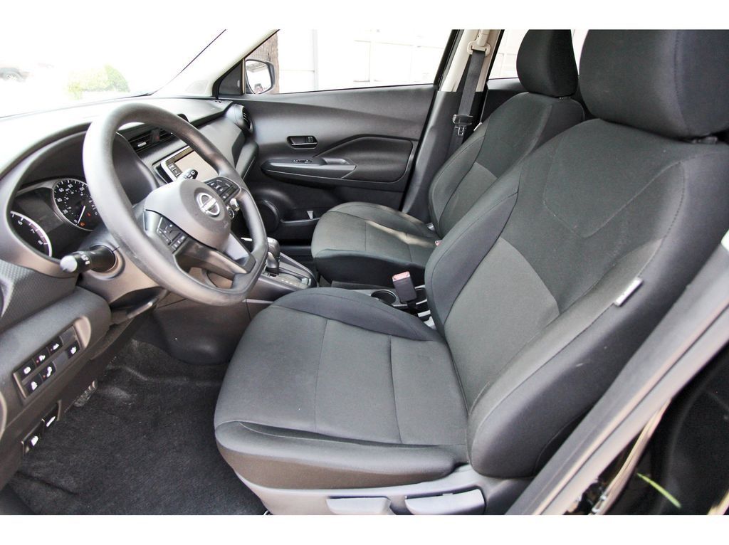 2025 Nissan Kicks Play S - 5