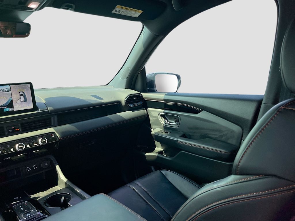 2025 Honda Pilot TrailSport - Photo 24
