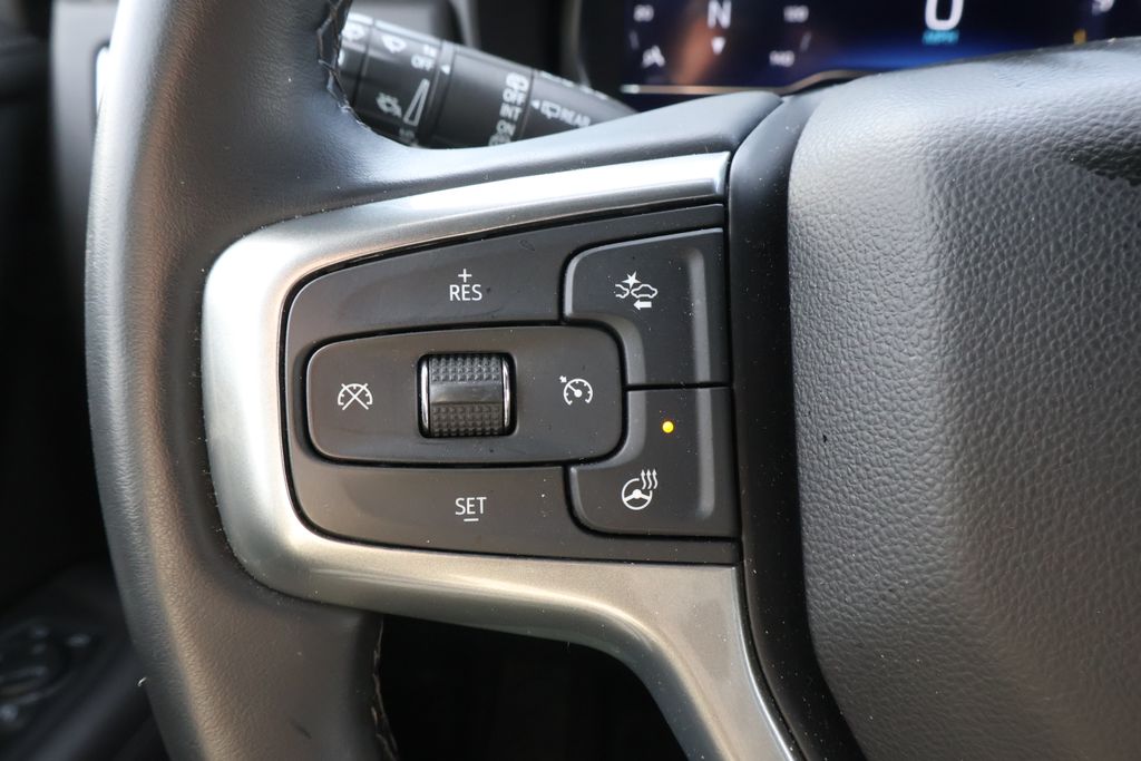 Thumbnail: 2024 Chevrolet Suburban - 17