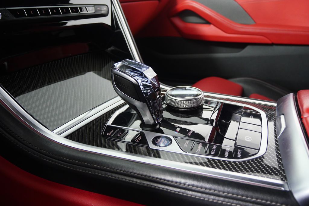 2022 BMW 8 Series M850i xDrive 27