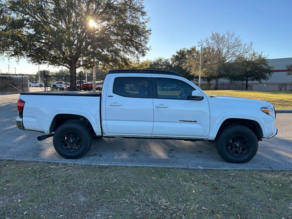 Thumbnail: 2022 Toyota Tacoma - 6