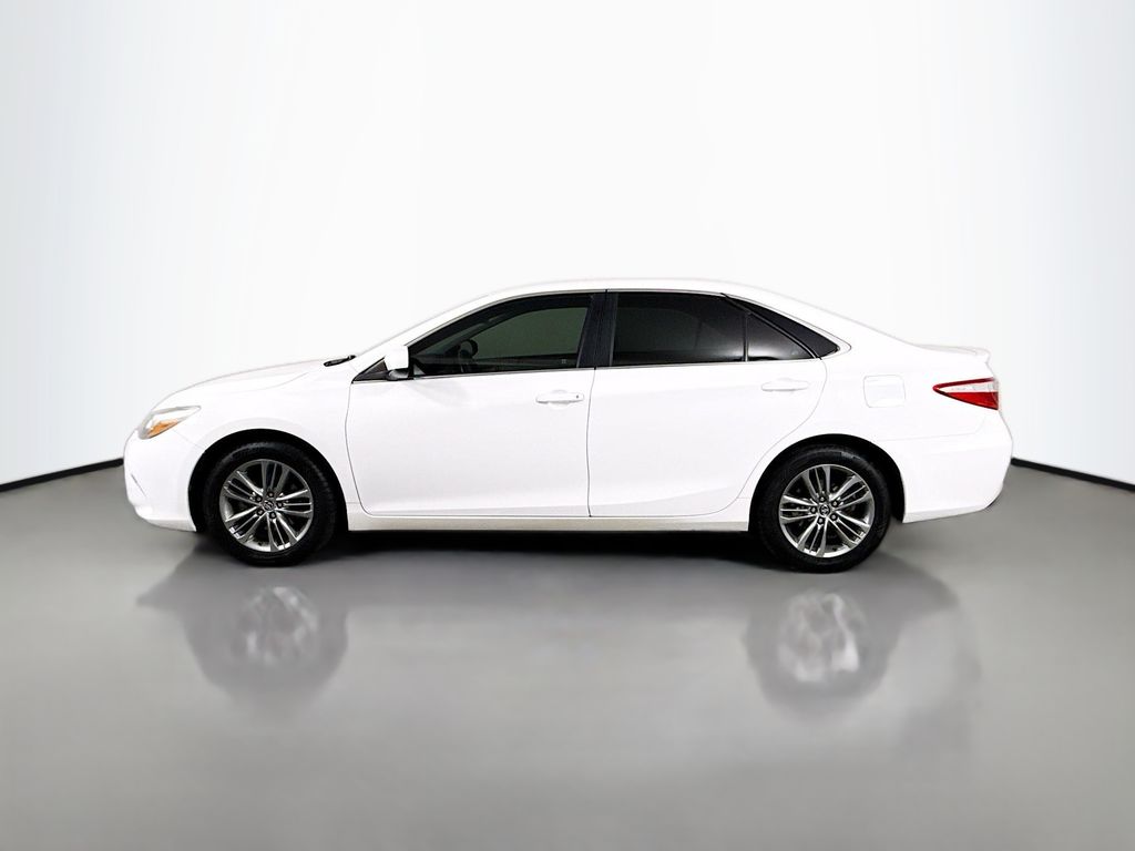 Thumbnail: 2015 Toyota Camry - 8