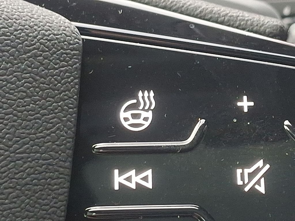 Thumbnail: 2026 Audi A6 - 17