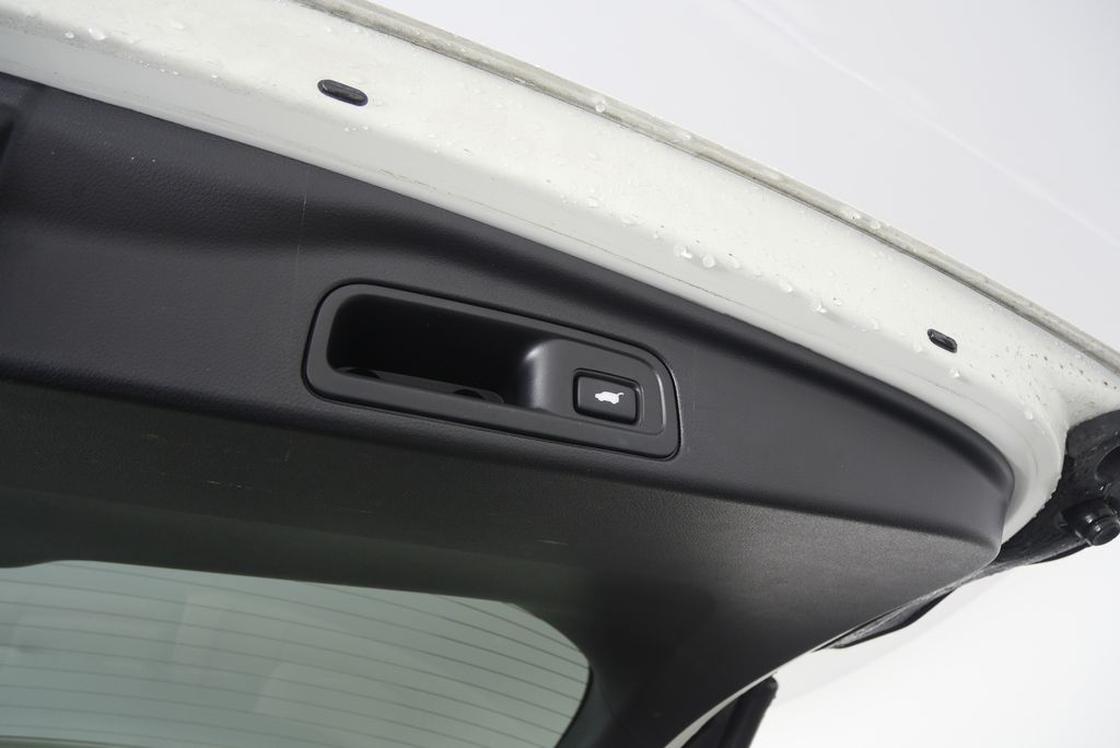 Thumbnail: 2018 Honda Pilot - 19