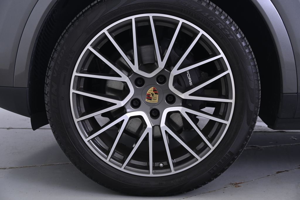 Thumbnail: 2020 Porsche Cayenne - 11
