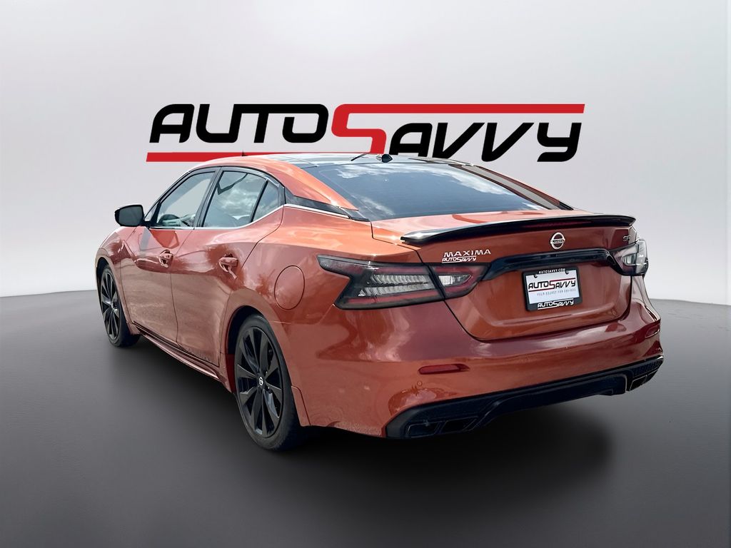 Used 2022 Orange Nissan SR image 5