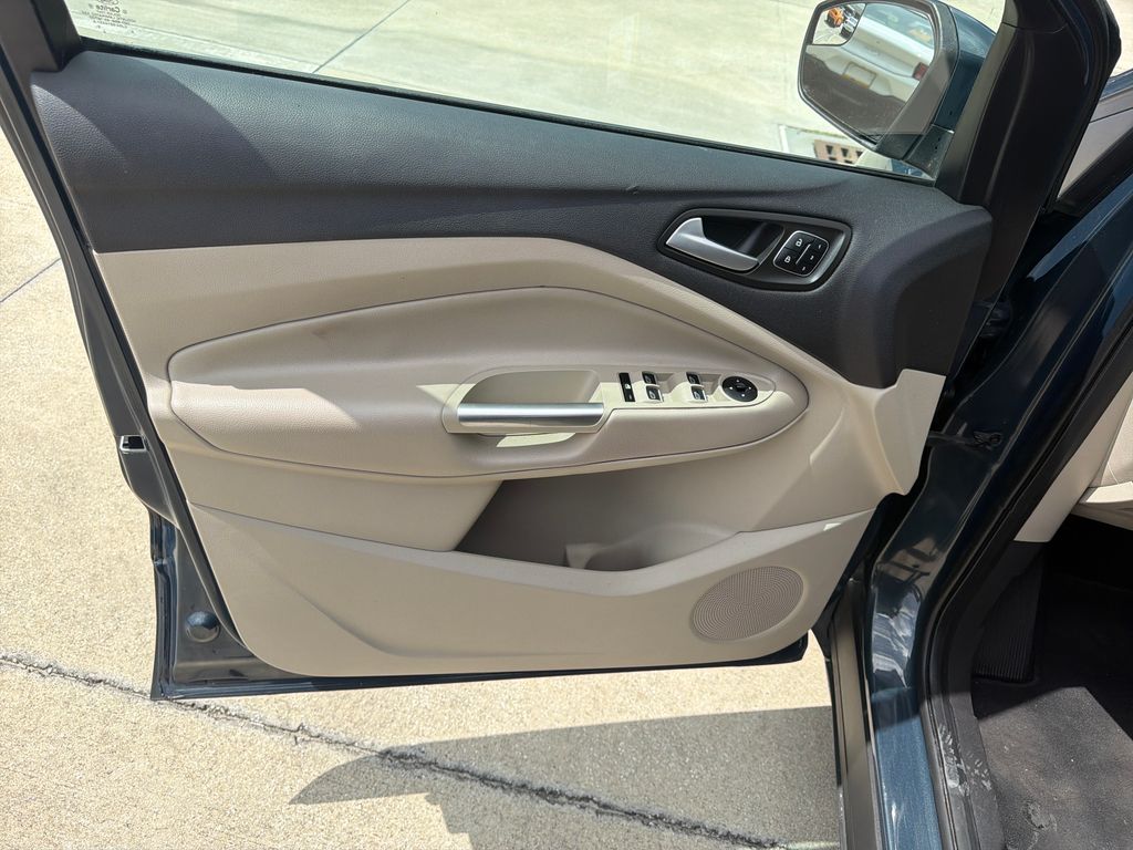 Used 2019 Green Ford Titanium image 15