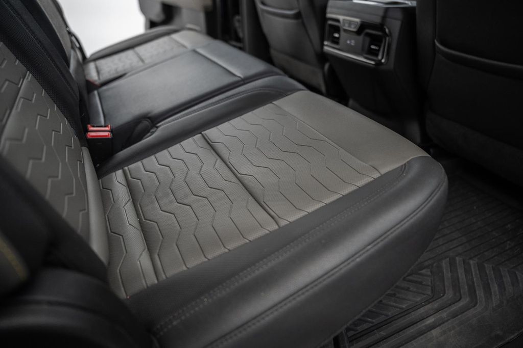 ChevroletSilverado 150037