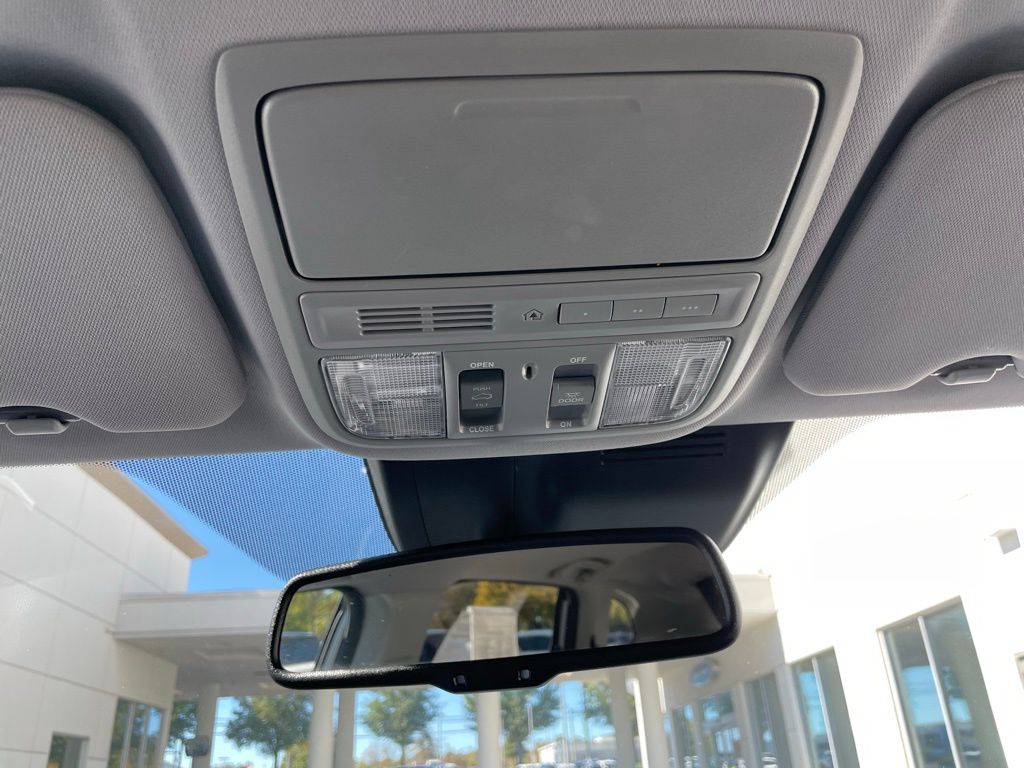 Thumbnail: 2022 Honda CR-V - 16