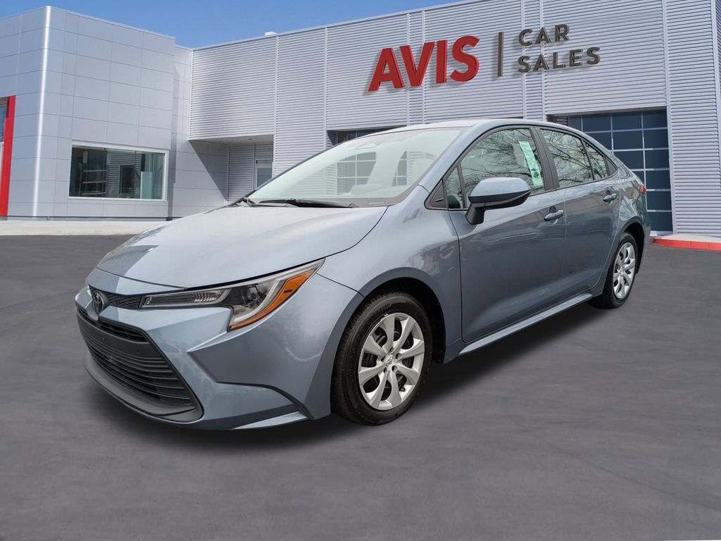 2024 Toyota Corolla LE FWD