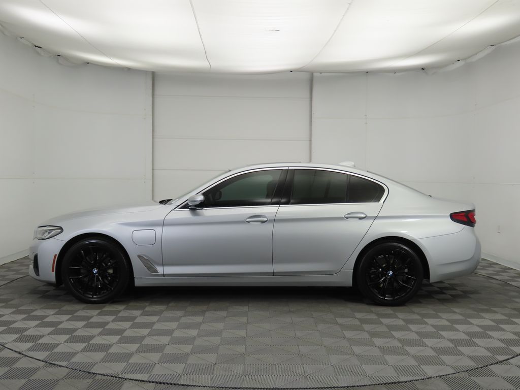 Thumbnail: 2021 BMW 5 Series - 8