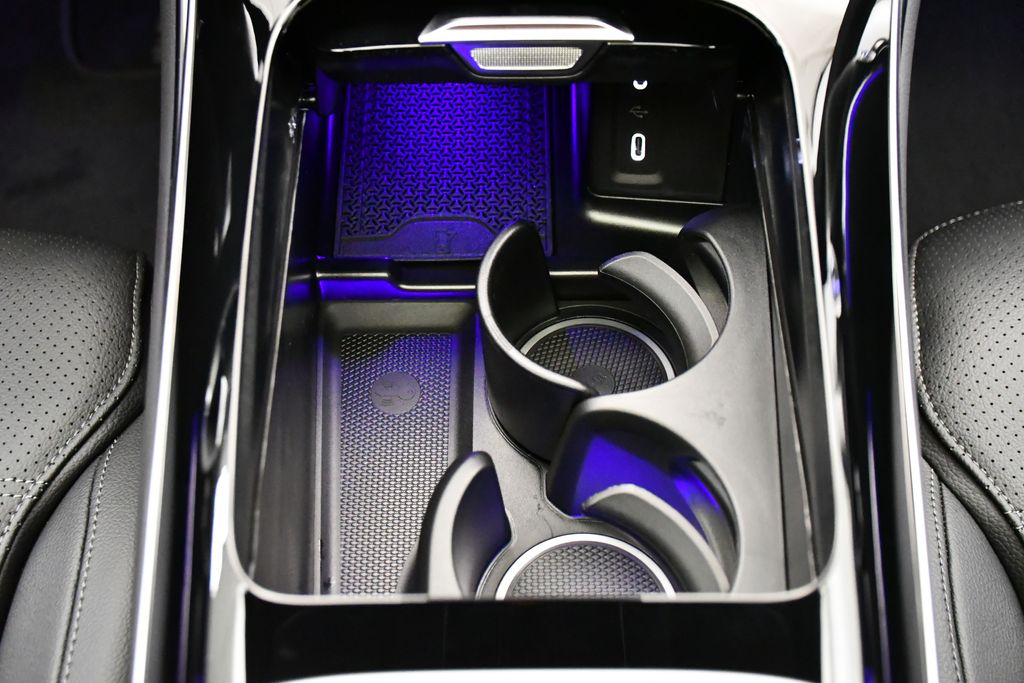 Thumbnail: 2026 Mercedes-Benz GLC - 30