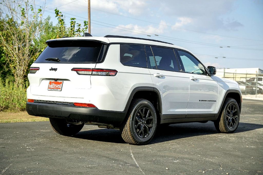 New Car 2025 Jeep Grand Cherokee L  Altitude X For Sale Under $50,000 In Taylor, Texas