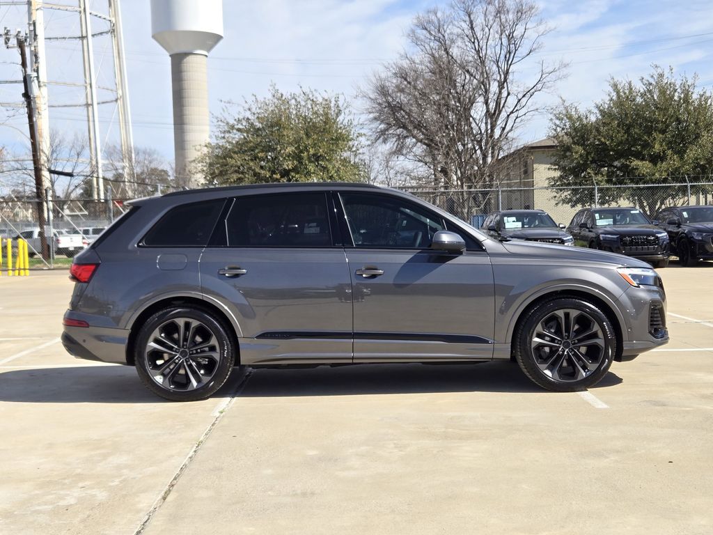 new 2026 Audi Q7 car, priced at $78,410