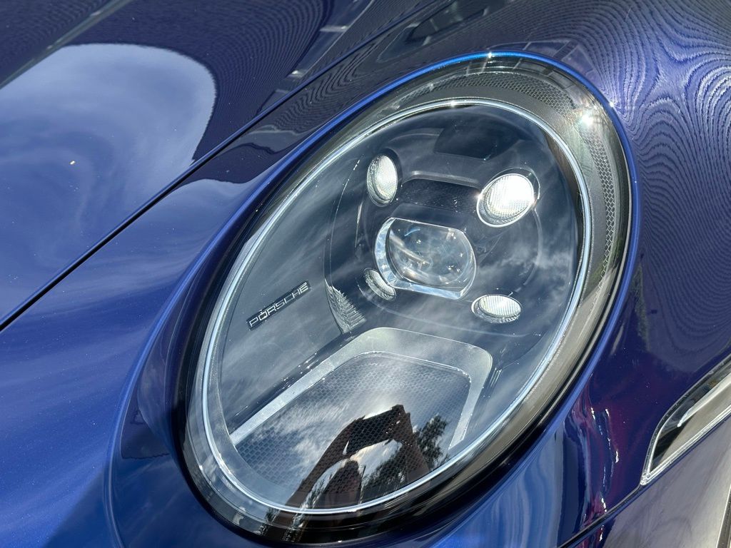 Thumbnail: 2022 Porsche 911 - 13