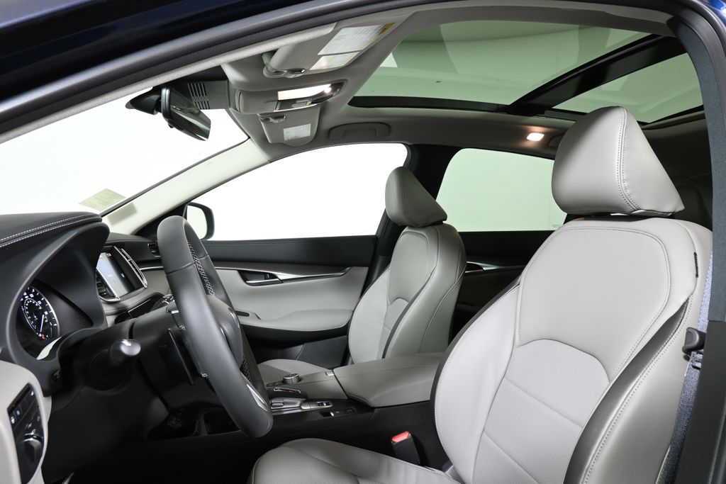 2025 INFINITI QX50 Luxe 13