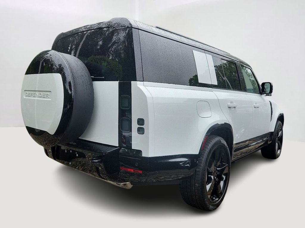Thumbnail: 2026 Land Rover Defender - 3