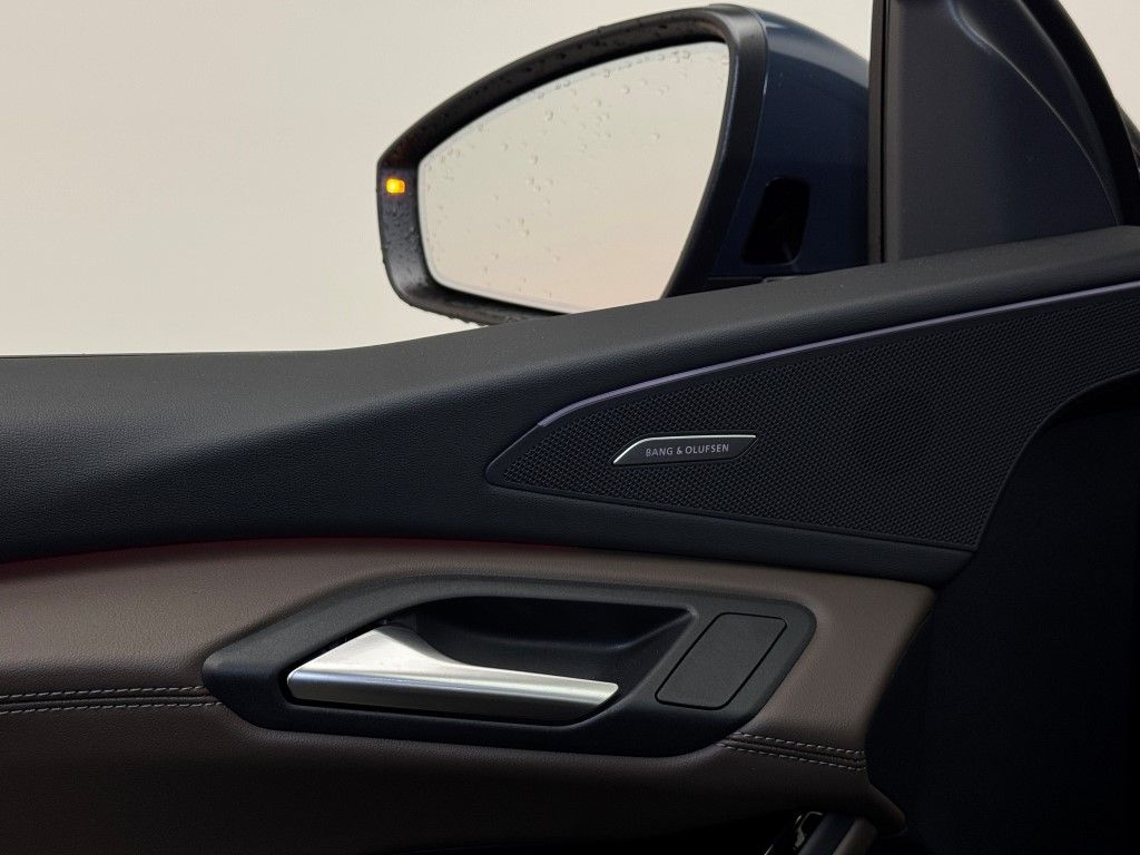 2025 Audi e-tron Premium 30