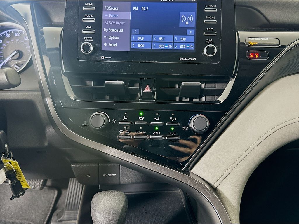 Thumbnail: 2021 Toyota Camry - 15