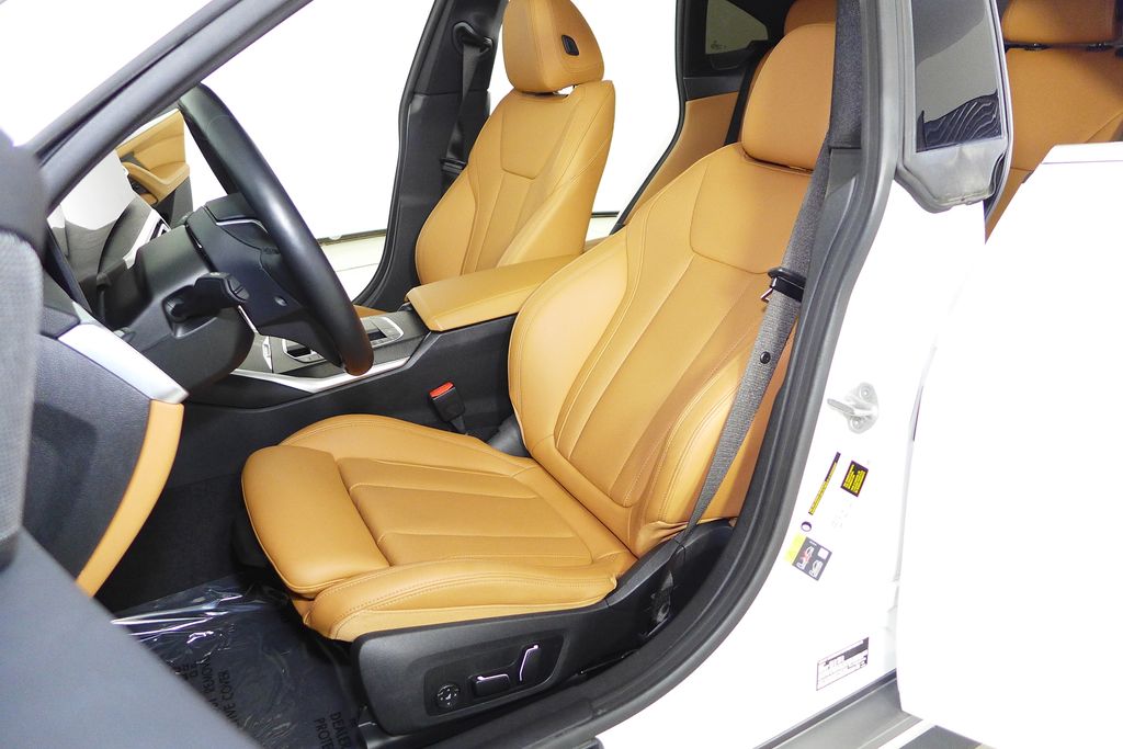 Thumbnail: 2024 BMW i4 - 22