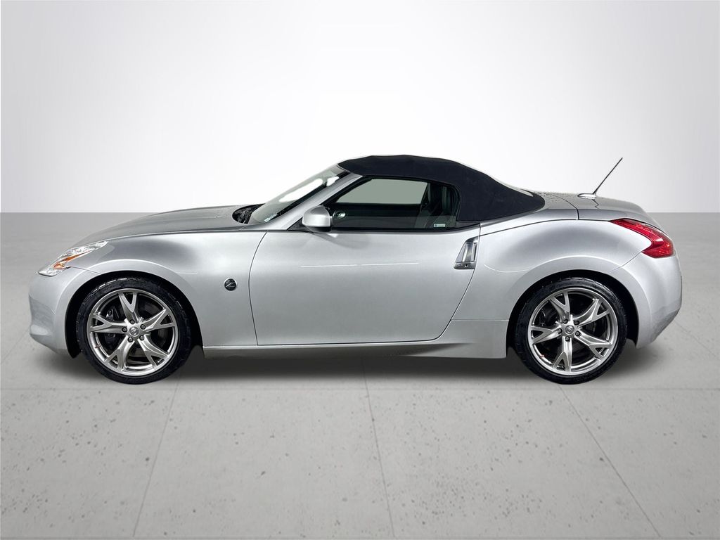 2011 Nissan 370Z Touring