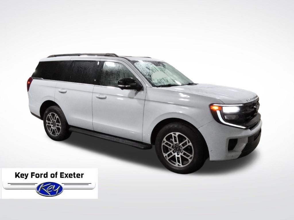 Silver Metallic 2025 Ford Expedition SUV / Crossover Four-Wheel Drive Automatic