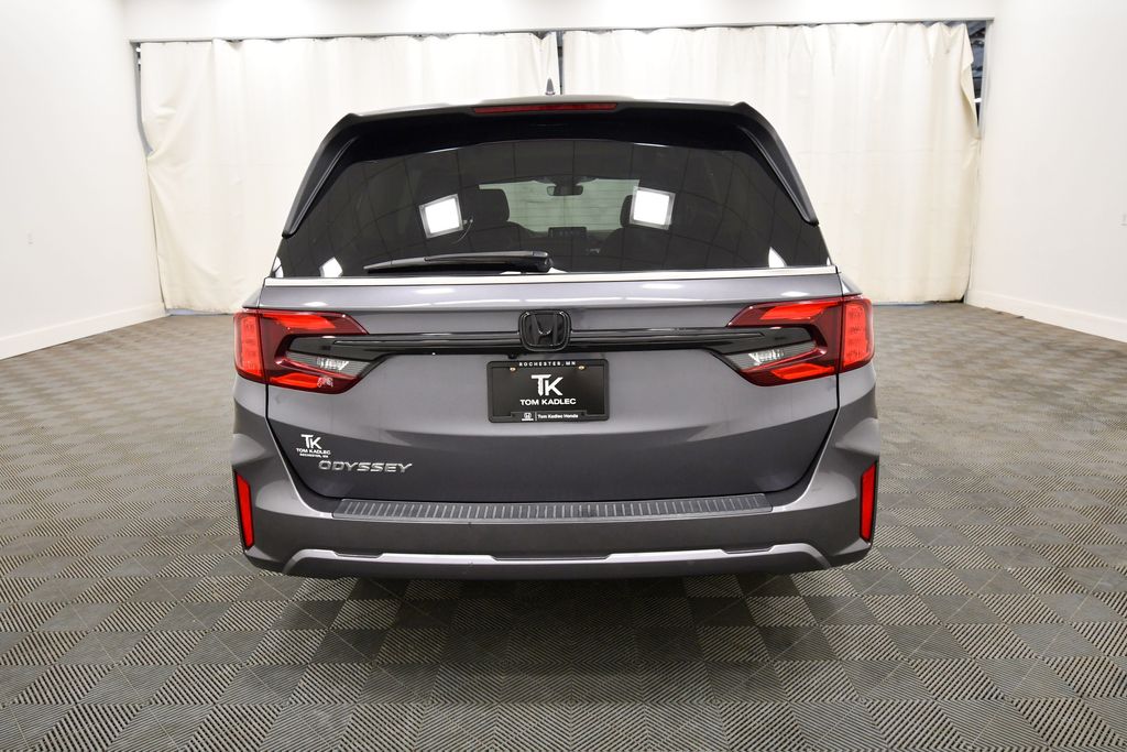 Used 2025 Honda Odyssey Van
