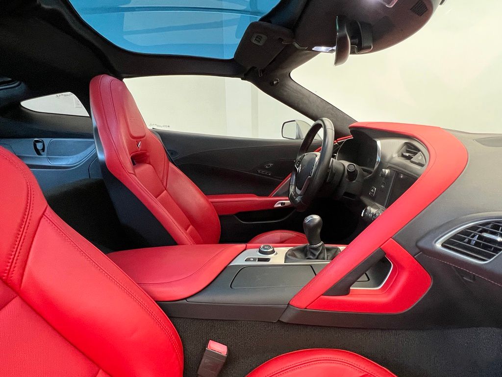Thumbnail: 2015 Chevrolet Corvette - 8