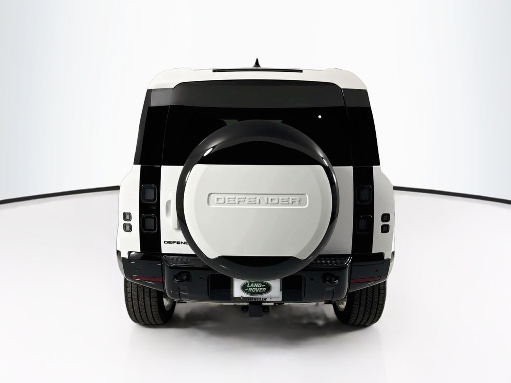 Thumbnail: 2026 Land Rover Defender - 6