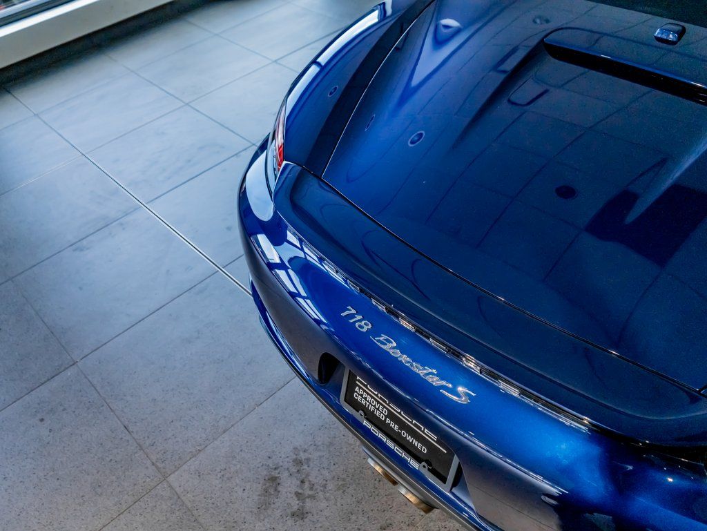 Certified Used 2024  Porsche S image 27