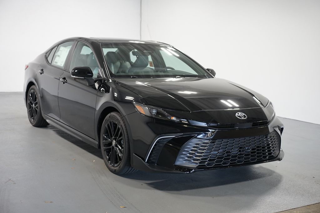 Thumbnail: 2025 Toyota Camry - 3