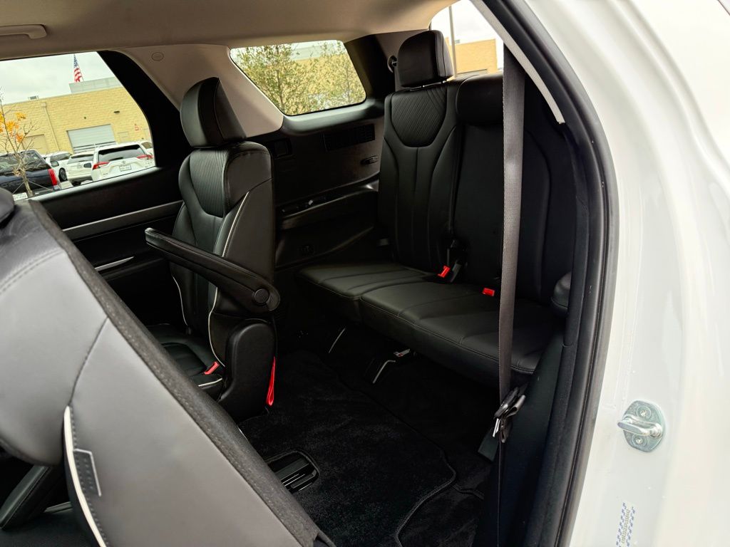 Thumbnail: 2023 Hyundai Palisade - 24