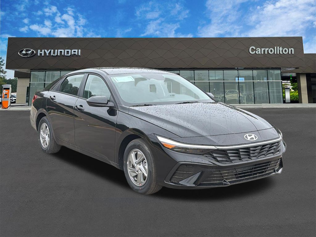 New 2026 Black HYUNDAI SE image 4